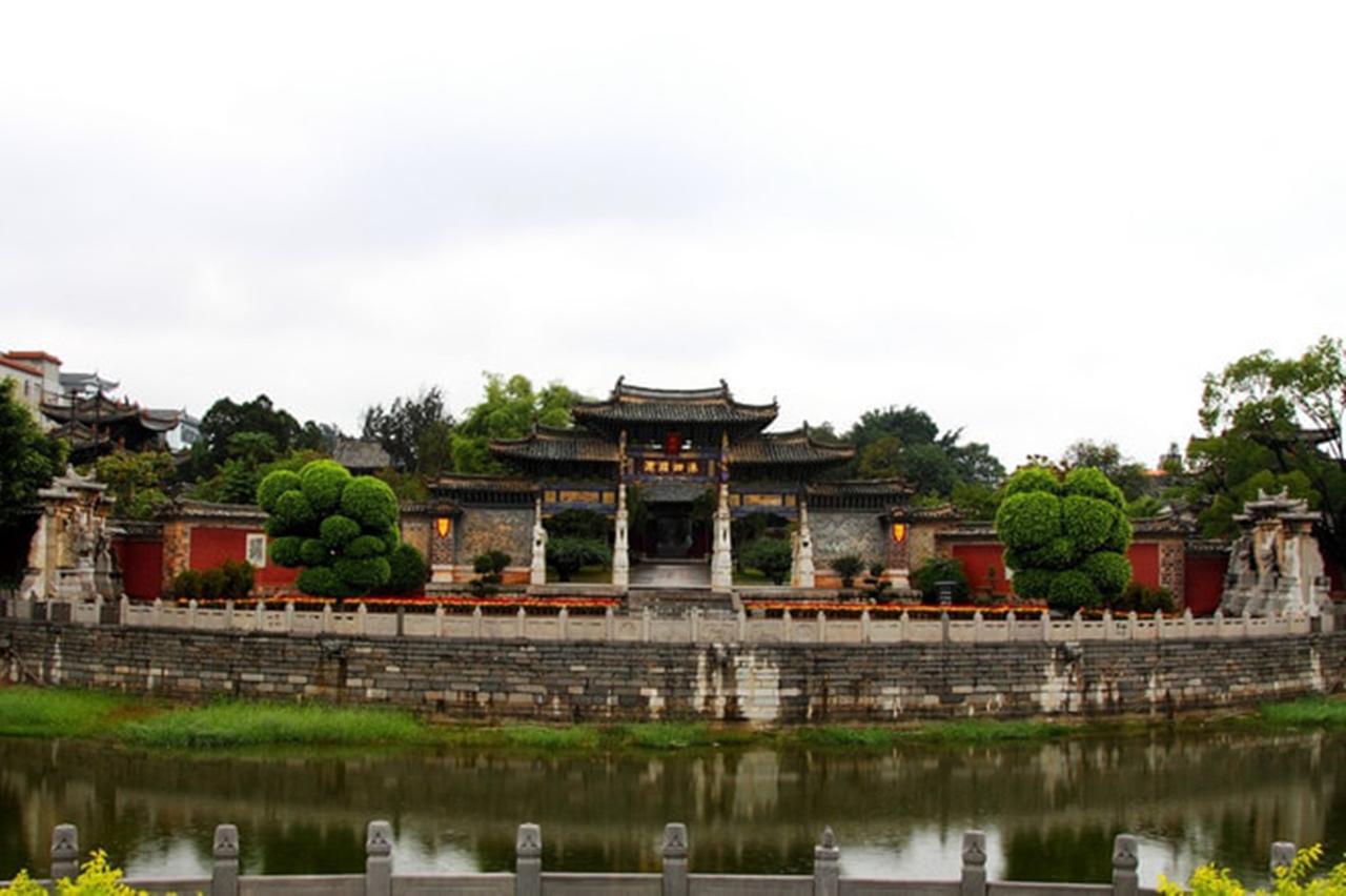 Jianshui Upland Internation Youth Hostel المظهر الخارجي الصورة